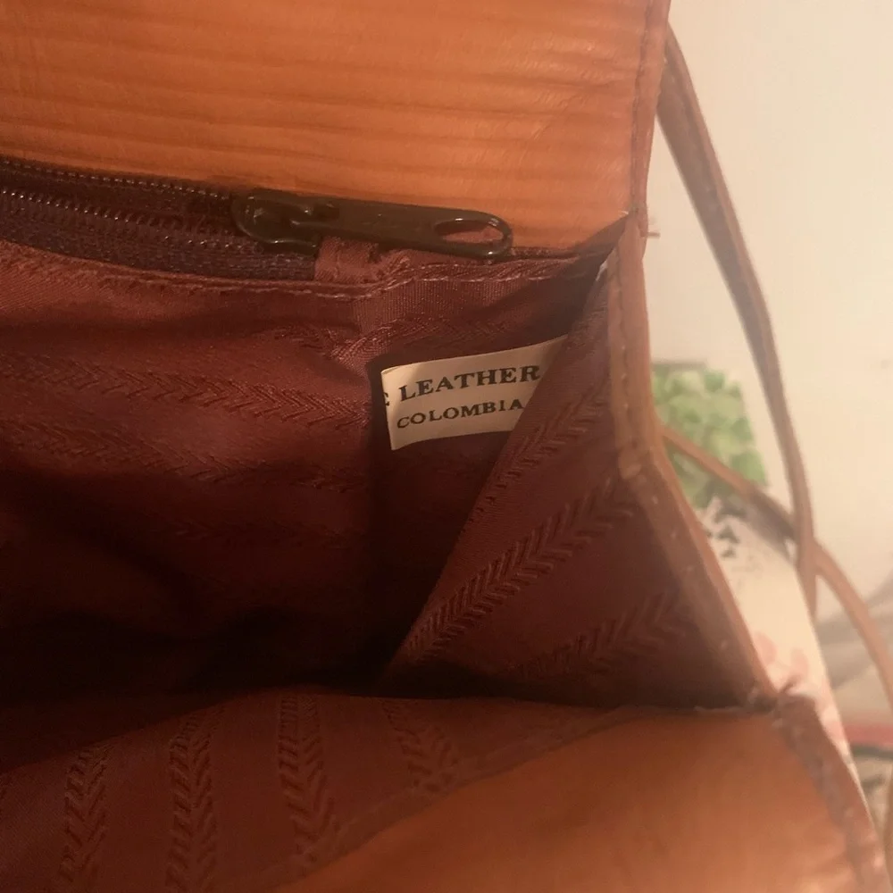Leather Crossbody Bag With multi pockets EUC
